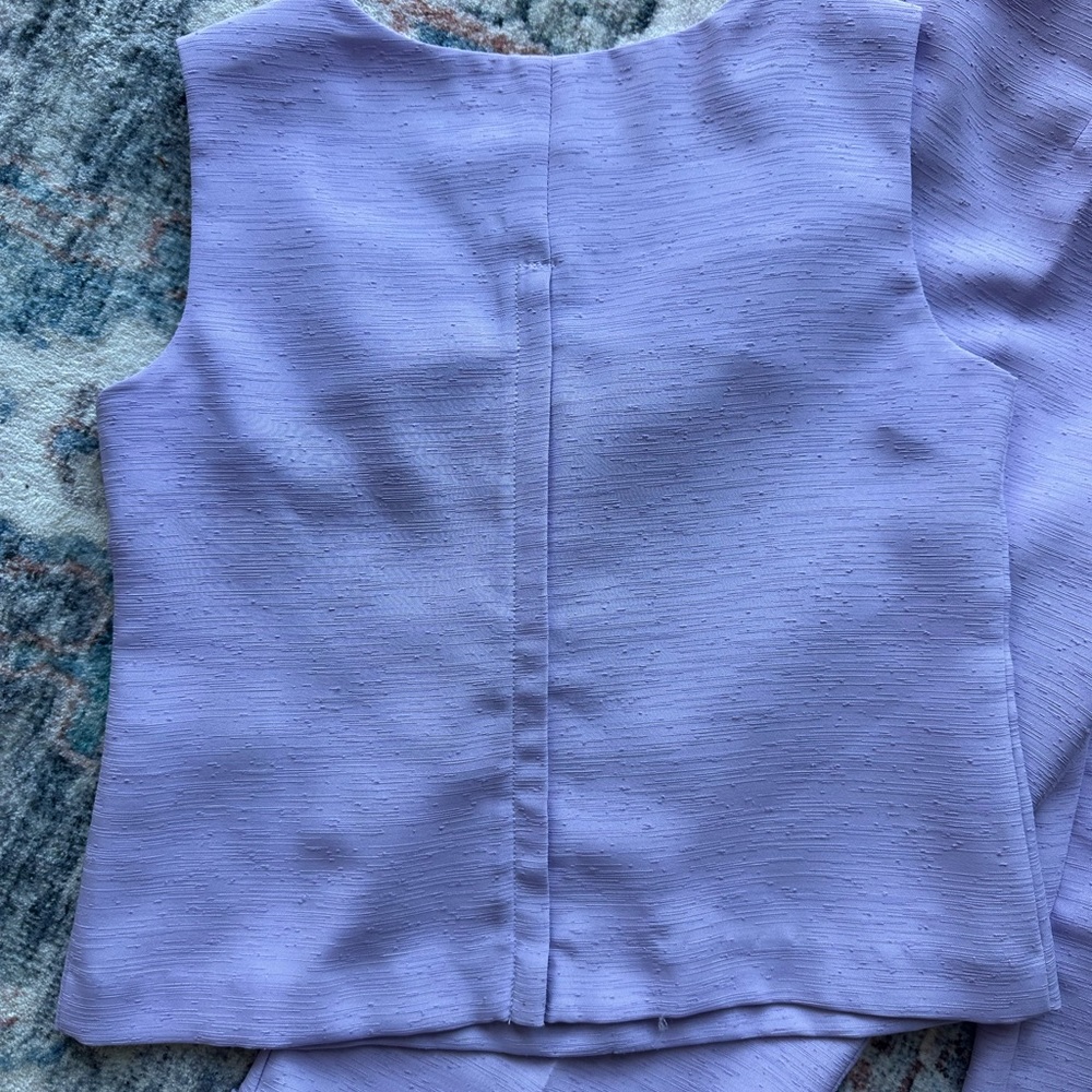 Size 7- 2 piece set- lavender color- Great condition. - Picture 4 of 5